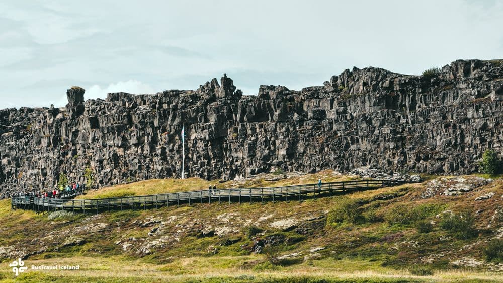 Reykjavík: Golden Circle Full-Day Tour with Kerið Volcanic Crater image 3