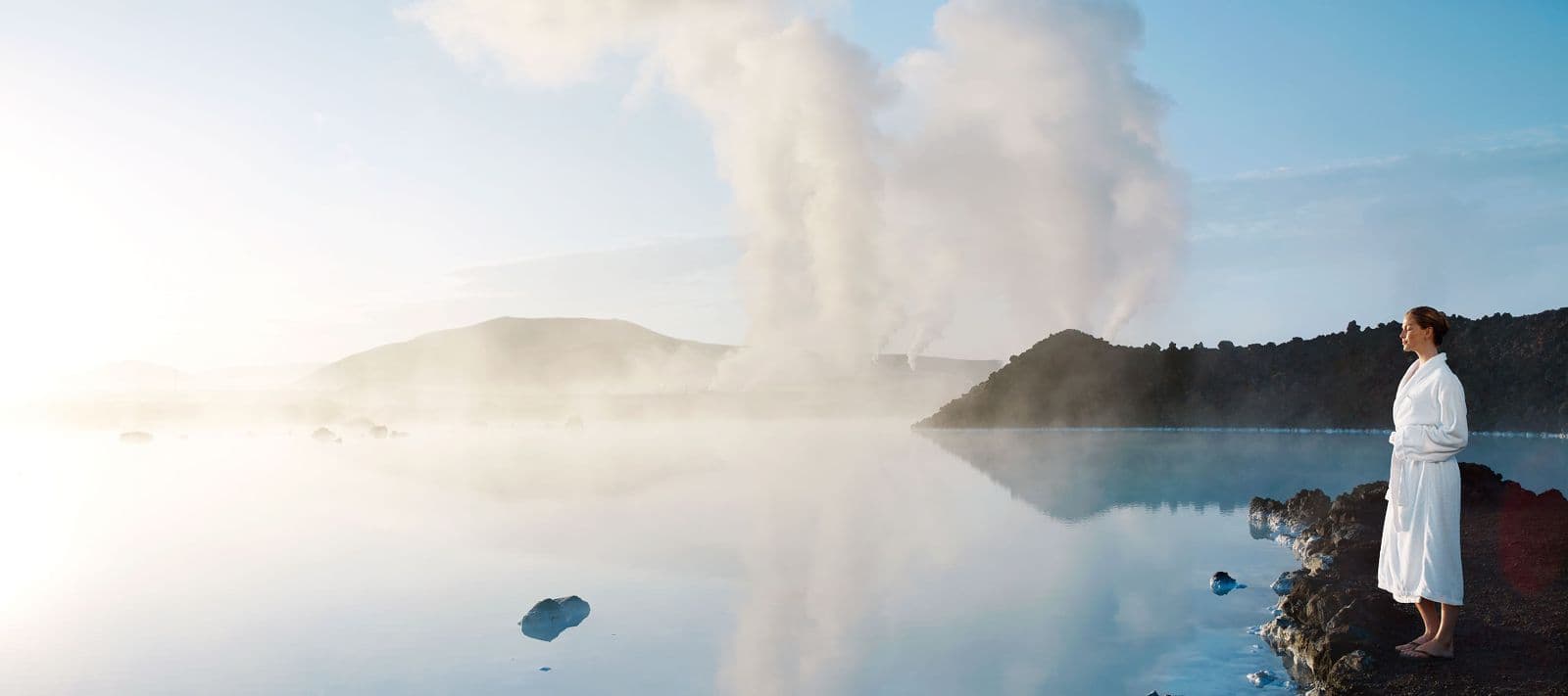 Blue Lagoon Transfer from Keflavík Airport with Reykjavík Drop-Off image 1