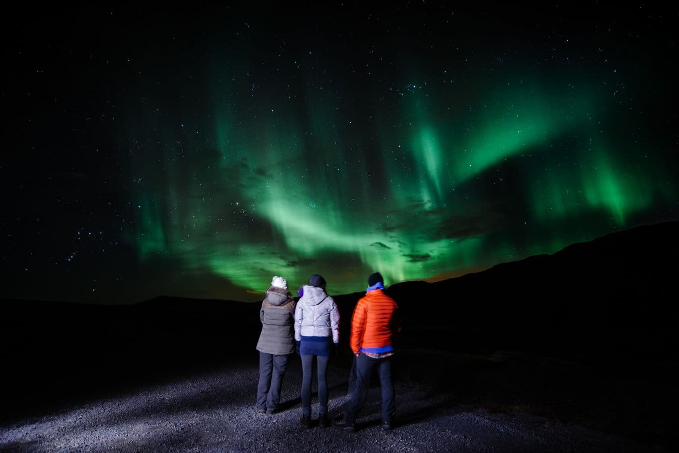 Reykjavík: Small-Group Northern Lights Minibus Tour image 2