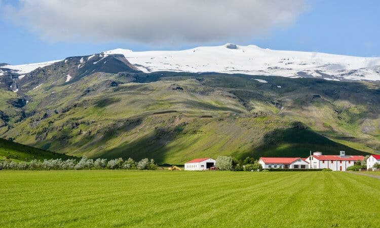 Reykjavík: 6-Day Guided Ring Road Tour with Golden Circle Finale image 5