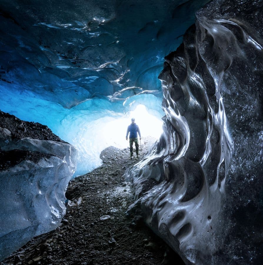 Hof: Falljökull Glacier Hike & Natural Ice Cave Small-Group Tour image 2