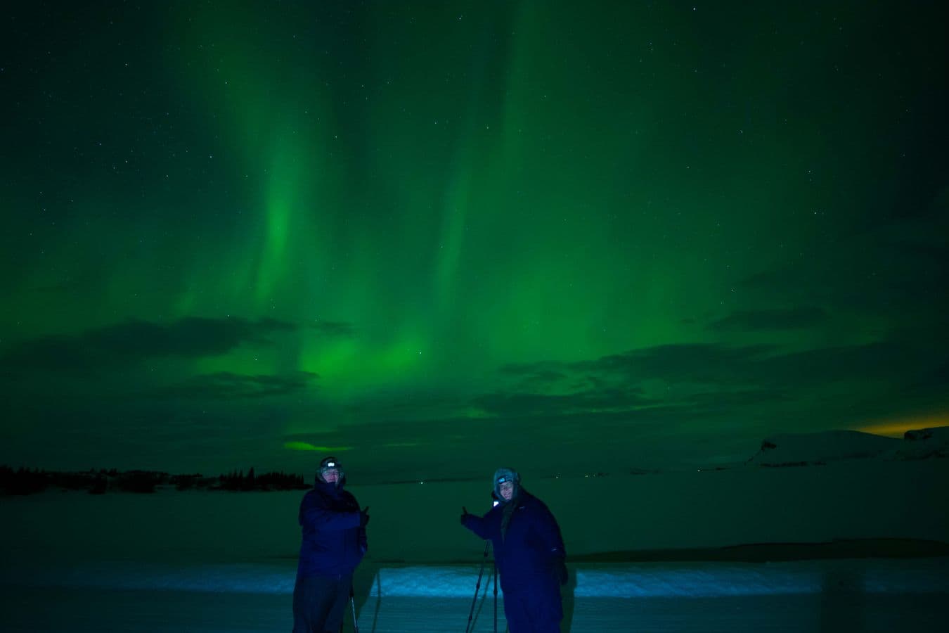 Reykjavík: Private Northern Lights Hunt with Champagne and Chocolates image 2