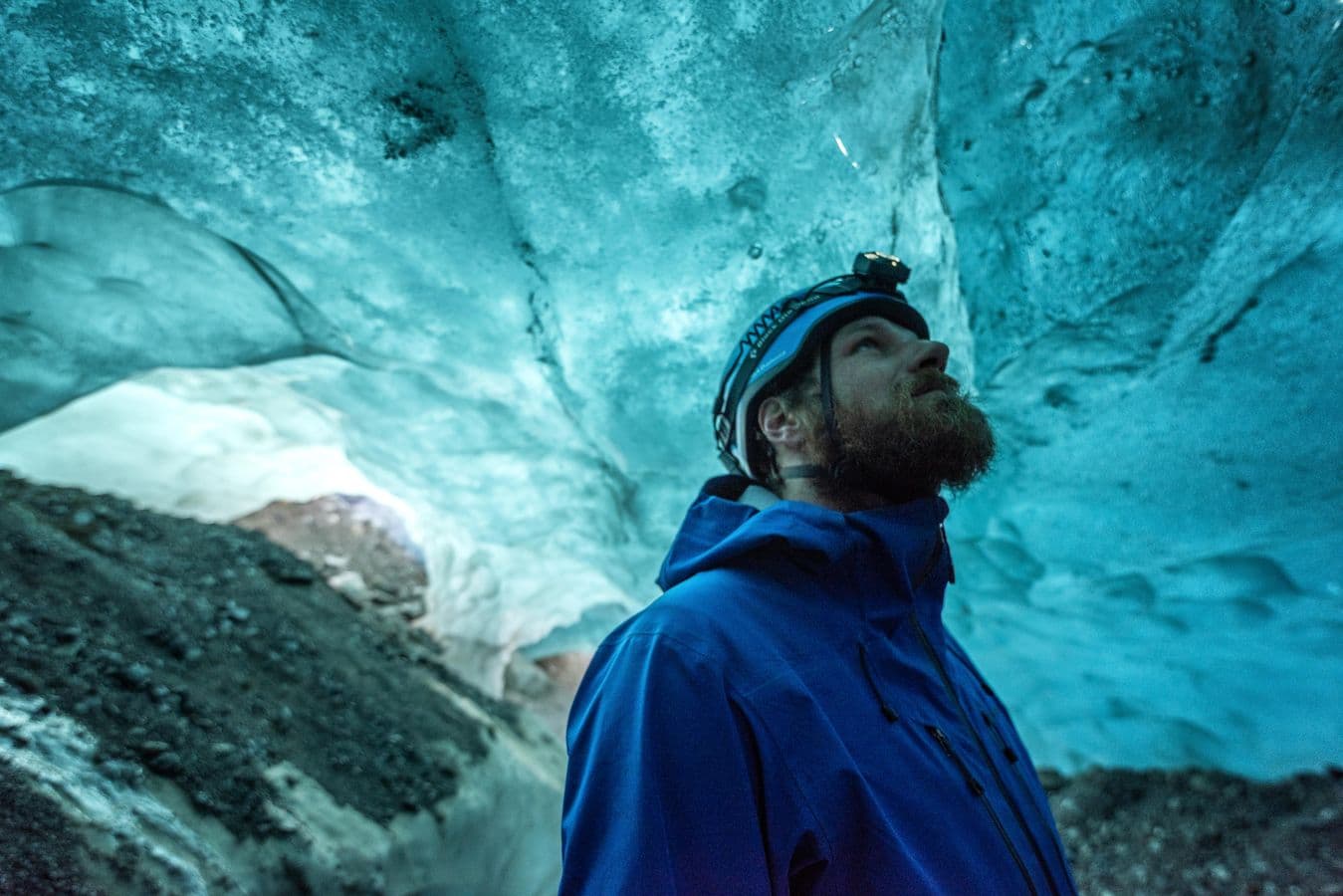 Hof: Falljökull Glacier Hike & Natural Ice Cave Small-Group Tour image 1