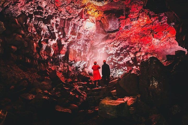 Private Super Jeep Tour: Lava Tunnel, Reykjanes Peninsula & Blue Lagoon image 3