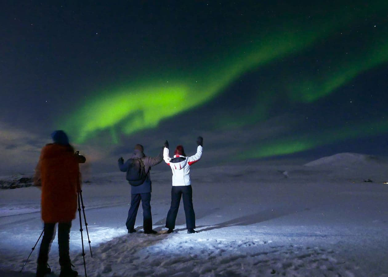 Reykjavík: Northern Lights Small-Group Tour with Free Photos image 2