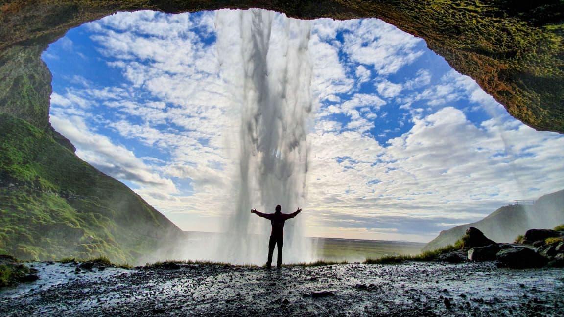 Reykjavík: Iceland Ring Road 7-Day Small-Group Tour image 2