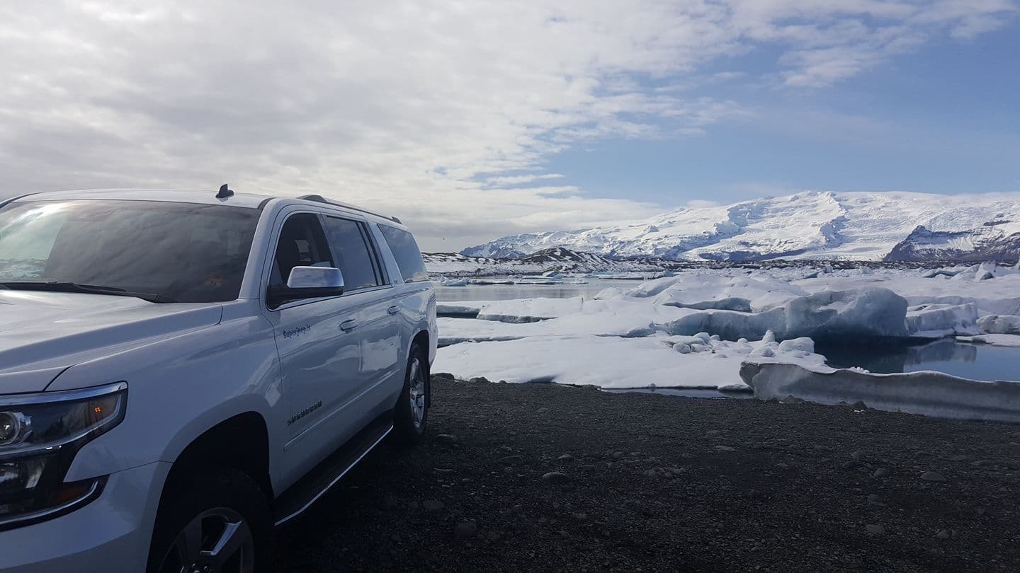 Reykjavík: South Coast & Jökulsárlón Glacier Lagoon & Skaftafell Super Jeep Tour image 2