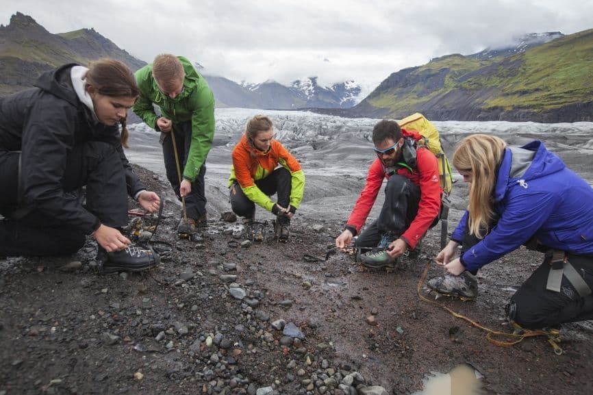 Skaftafell: Falljökull Glacier Walk – Mountain Guides image 5