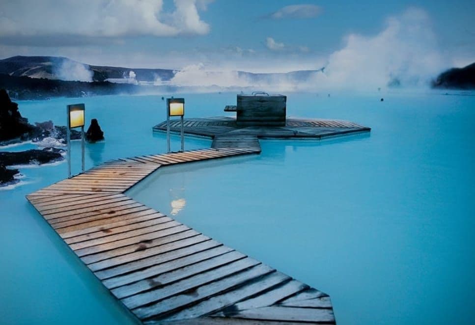 Keflavík: Airport to Blue Lagoon & Reykjavík Transfer image 5