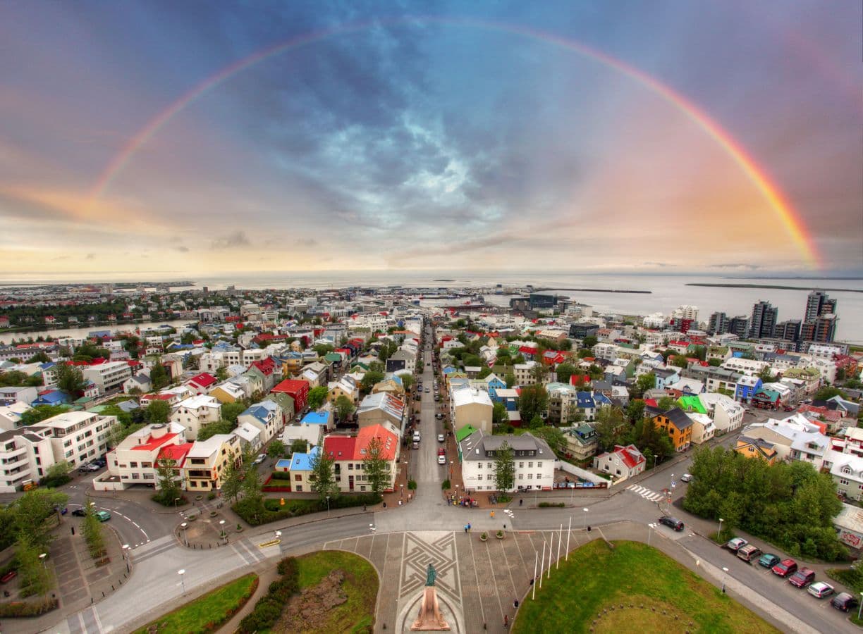 Reykjavík: Private City Sightseeing Tour – 2-Hour Express image 1